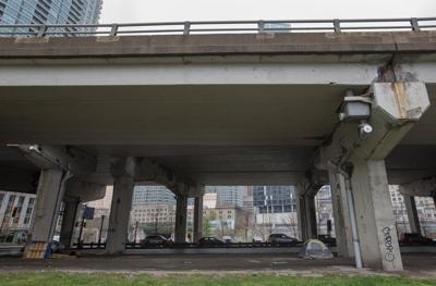 Hot meals — Under the Gardiner